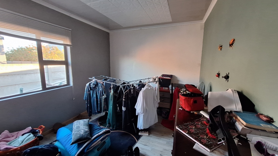 4 Bedroom Property for Sale in Velddrif Western Cape
